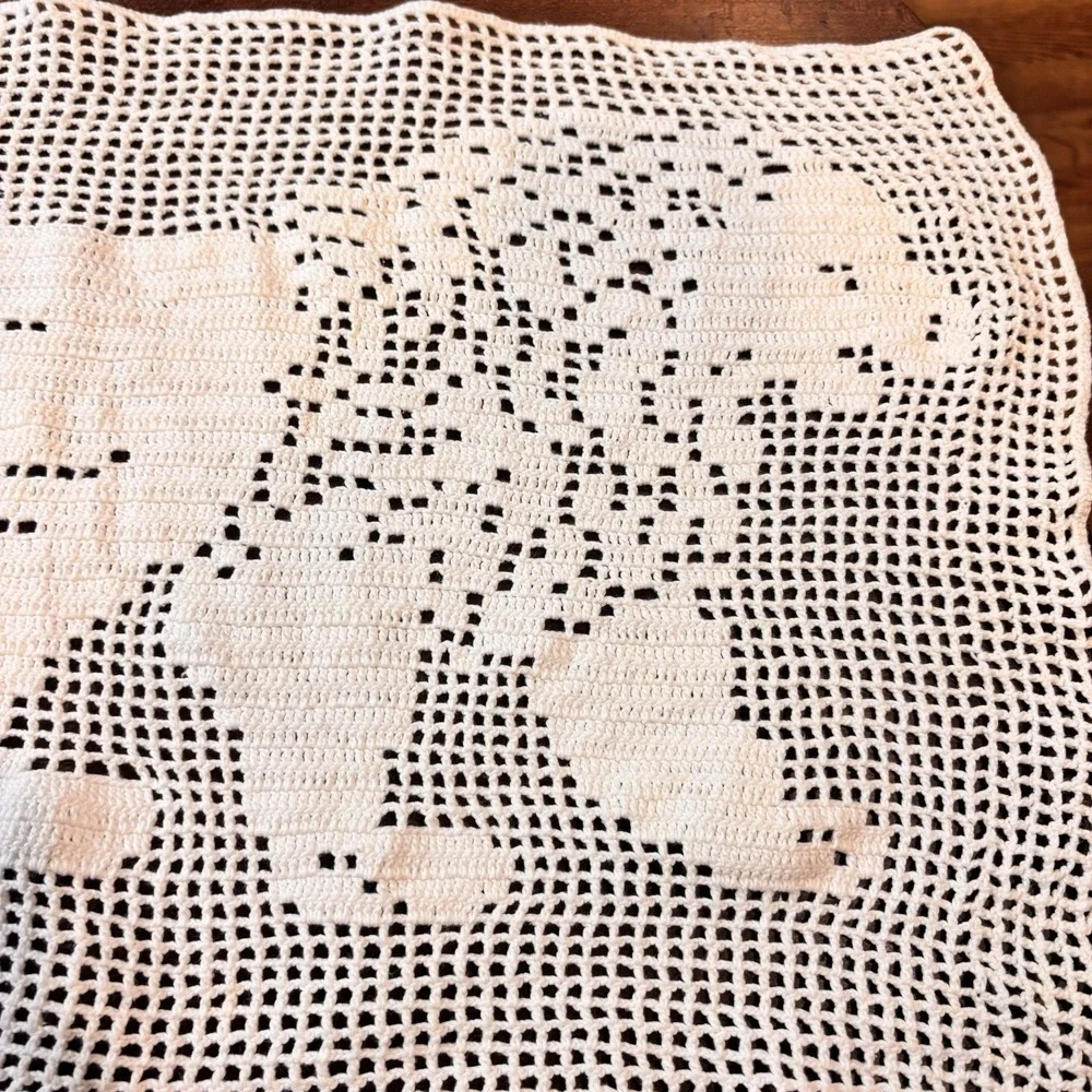 Vintage Lion Lace Panel Filet Crochet Handmade Animal Decor 20